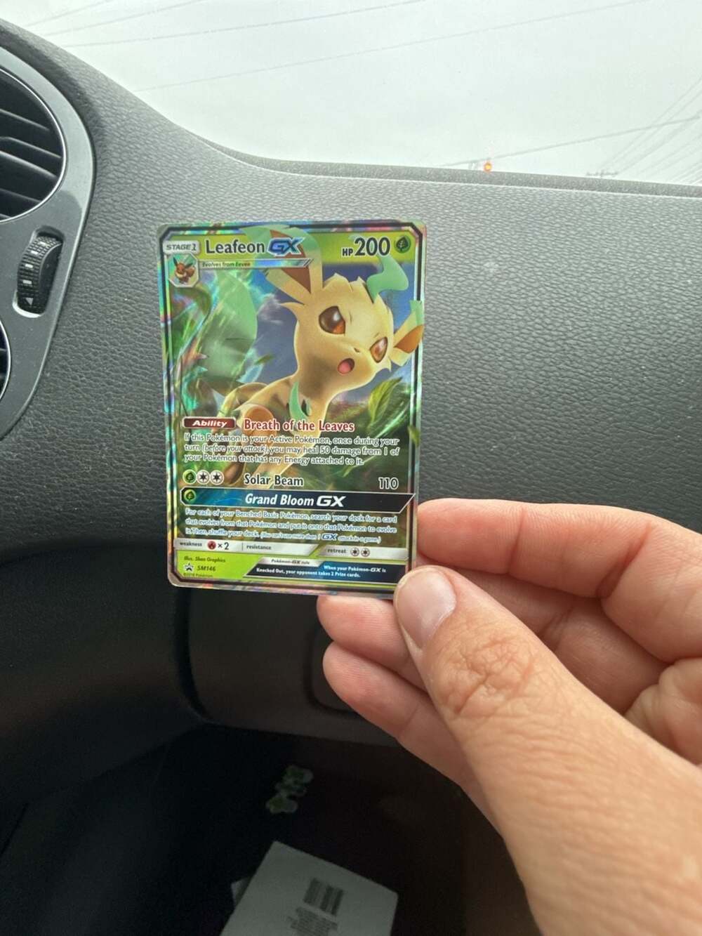 Leafeon GX SM146 Sun & Moon Black Star Promo Holo Trading Card